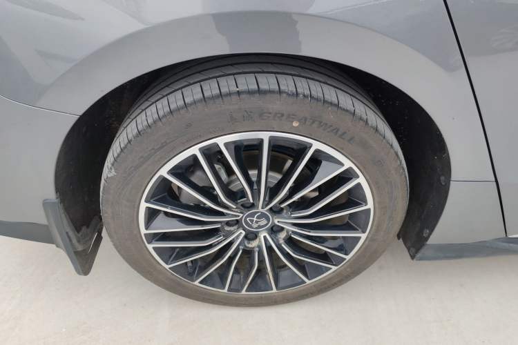 Used BYD Han 2023 DM-i Champion Edition 121KM Prestige Model