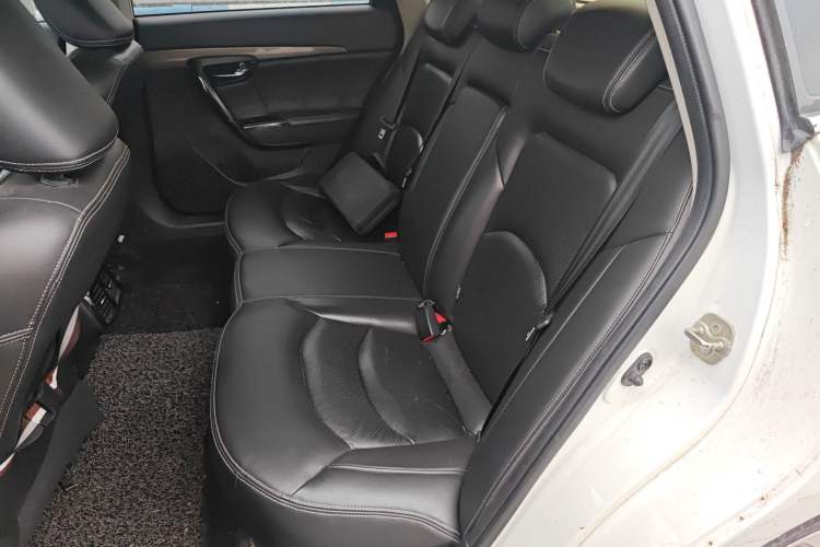 Used GAC Trumpchi GA6 2016 235T DCT Elite Edition Left Rear Seat