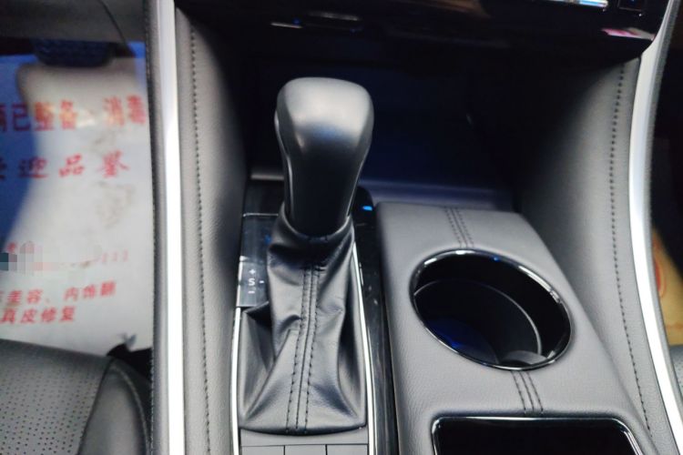 Used Toyota Avalon 2023 Dual-Engine 2.5L Luxury Edition
