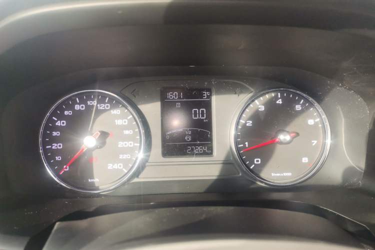 Used Roewe i6 2020 PLUS 1.6L Manual 4G Connect Glory Flagship Edition