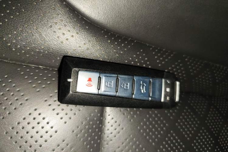 Used Wey VV6 2018 2.0T Two-Wheel Drive Flagship Version China V Standard