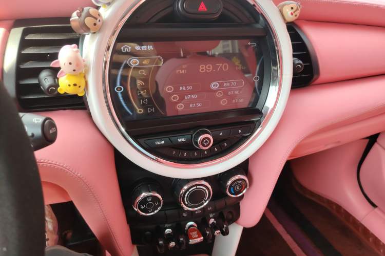 Used MINI 2016 1.2T ONE Pioneer Edition Five-Door Version
