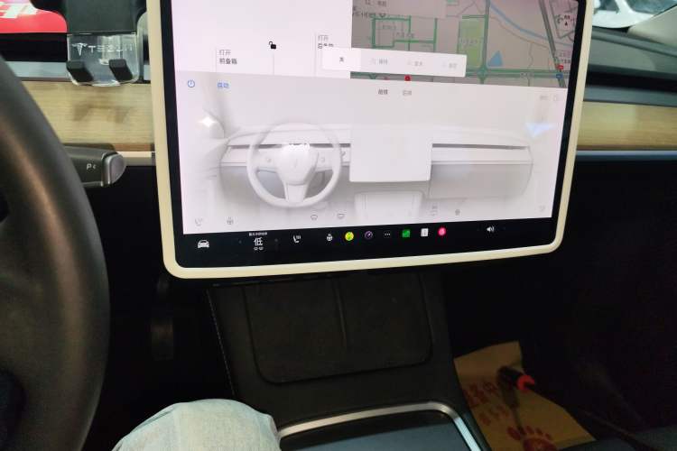 Used Tesla Model Y 2021 Long-Range All-Wheel-Drive Version
