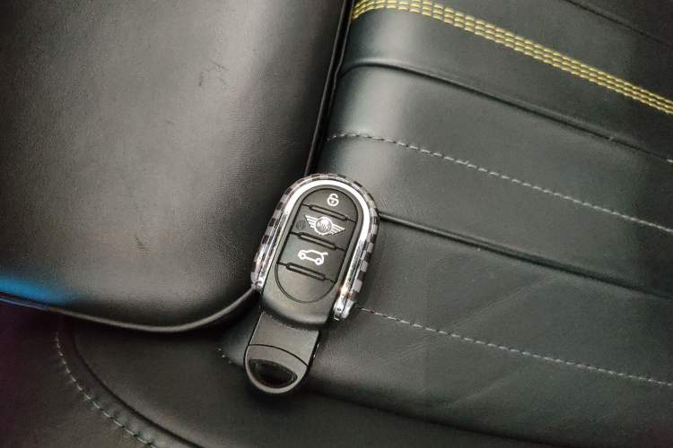 Used MINI MINI 2022 Updated 1.5T COOPER CABRIO Sidewalk