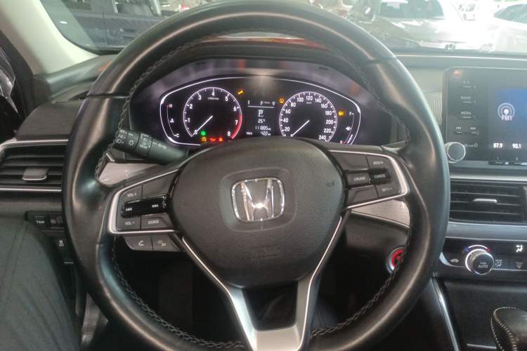 Used Honda Accord 2018 260TURBO Elite Edition China VI Steering Wheel