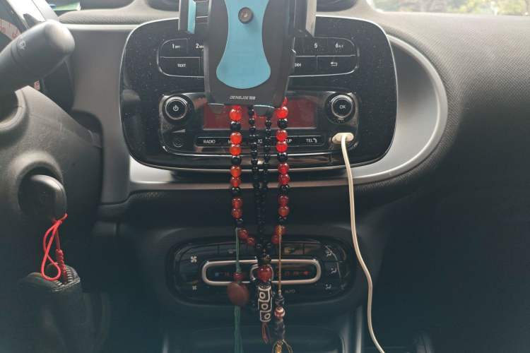 Used smart fortwo 2015 1.0L 52 kW Hardtop Passion Edition
