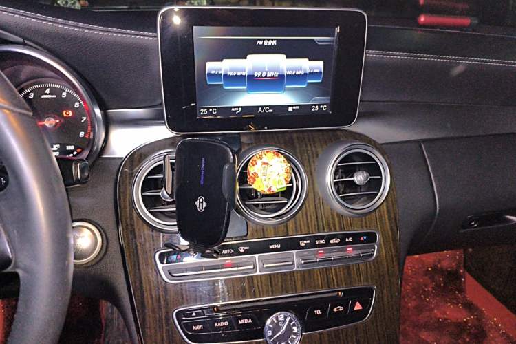 Used Mercedes-Benz C-Class 2016 C 200 L