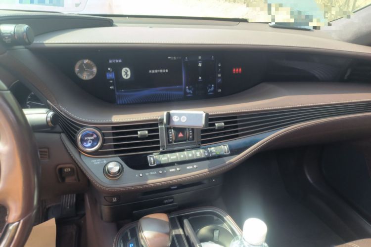 Used Lexus LS 2020 500h Luxury Edition China VI Standard Audio And AC Panel