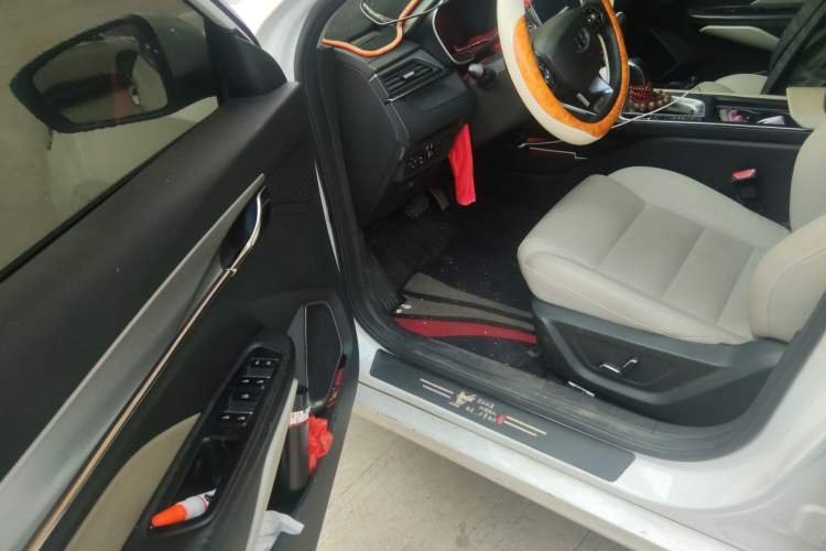 Used Geely Auto Binray 2018 14T CVT Binyi Edition Driver Seat