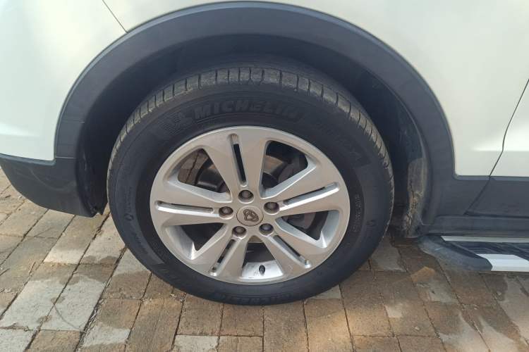 Used Oshan CX70 2016 1.6L Manual Luxury Model