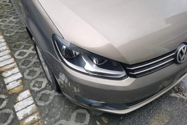 Used Volkswagen Touran 2015 1.4T DSG Comfort Edition 5 Seats Exterior 6