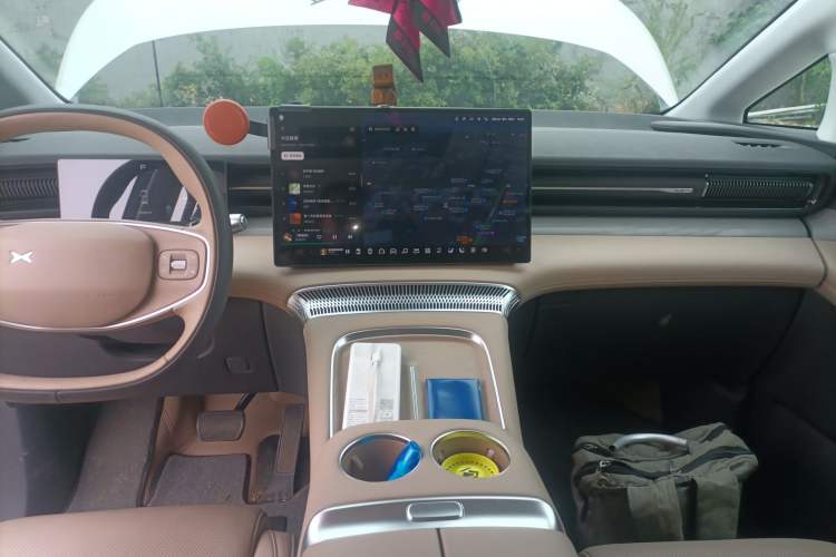 Used XPeng X9 2025 740 Ultra-Long Range Max Audio And AC Panel