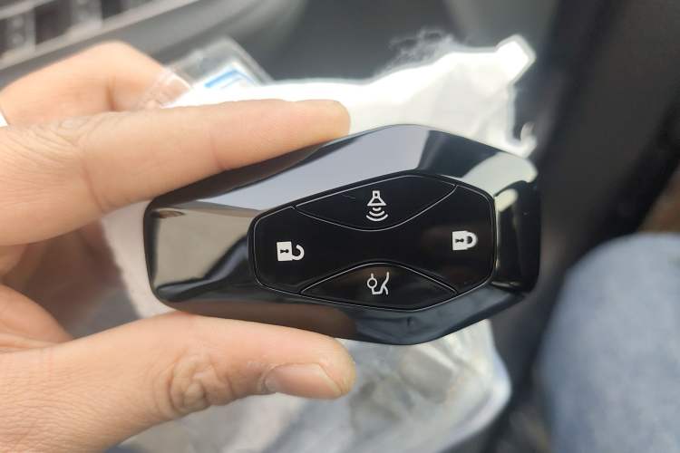 Used ARCFOX Alpha S6 2025 602 with Three LiDAR Sensors