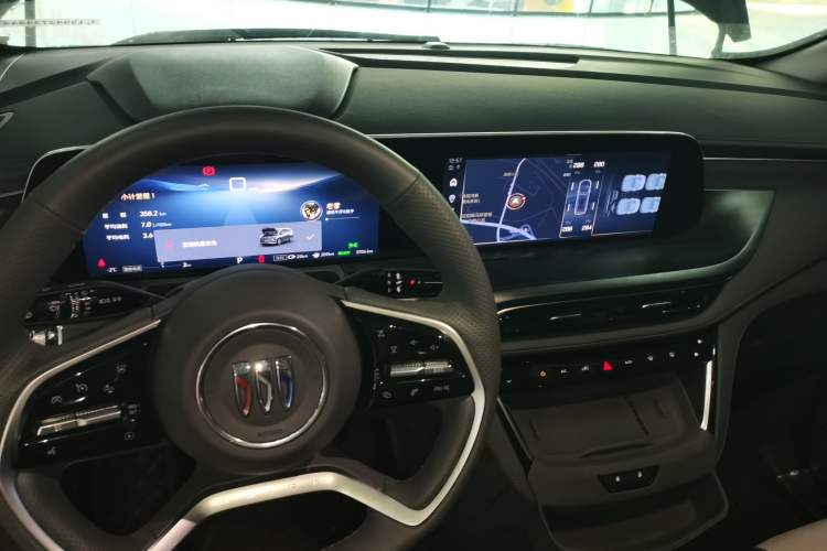 Used Buick GL8 New Energy 2025 Lu Shang Luxury Edition 7-Seater