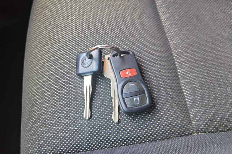 Used Venucia R50 2013 1.6L Manual Fashion Edition Interior 1