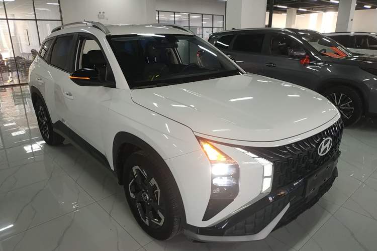 Used Hyundai ix35 2023 Musso 2.0L Deluxe Edition DLX