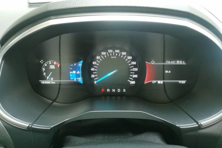 Used Ford Edge 2016 EcoBoost 245 Two-Wheel-Drive Titanium 7-Seater
