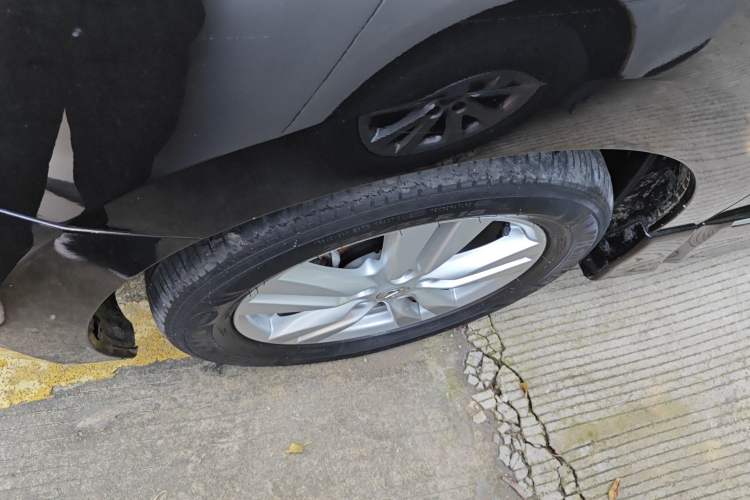 Used Nissan Quest 2015 3.5L SL