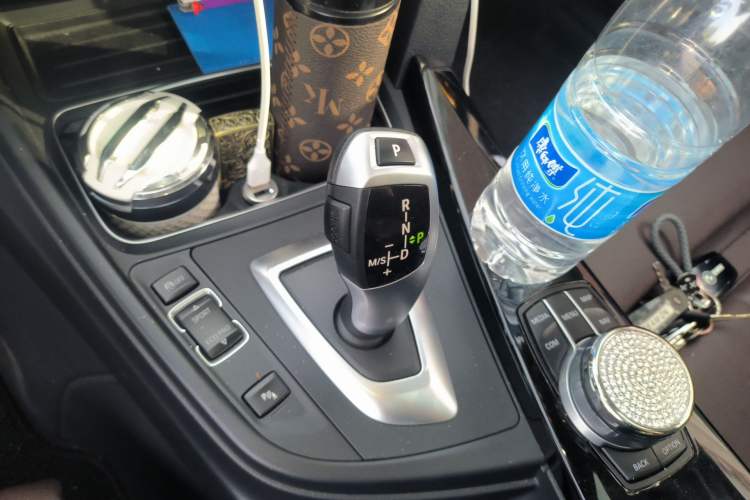 Used BMW 3 Series 2019 320Li Fashion Model
