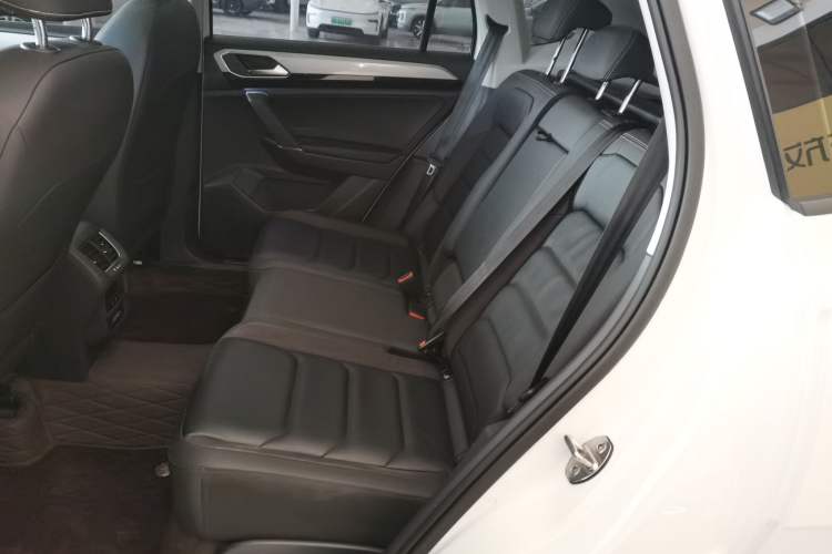 Used Volkswagen Tayron 2022 280TSI Two-Wheel Drive Luxury Smart Connectivity Version
