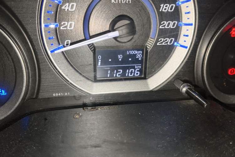 Used Honda City Classic 2012 1.5L manual Elite Edition Odometer Close Up