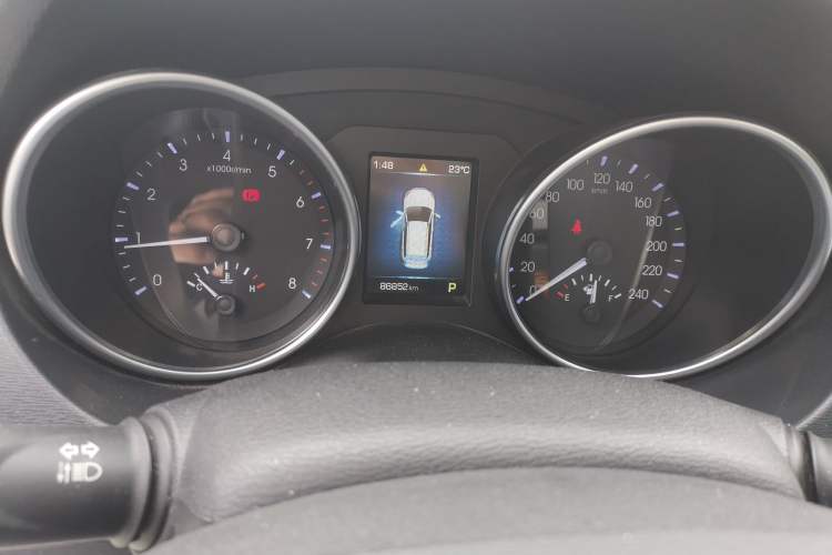 Used Haval H6 Coupe 2016 Blue Label 1.5T Automatic Two-Wheel Drive Urban Model Odometer Close Up