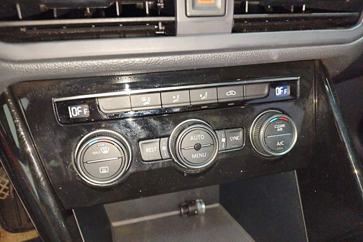 Used Volkswagen Tayron 2019 330TSI Two-Wheel-Drive Luxury Version China V Emission Standard
