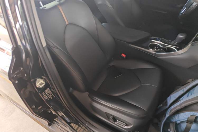 Used Toyota Camry 2021 Dual-Motor 2.5 HGVP Leading Edition Right Front Seat