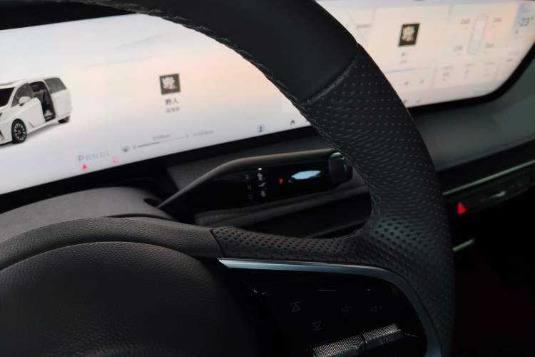 Used Buick GL8 2025 Lu Zun Deluxe Edition