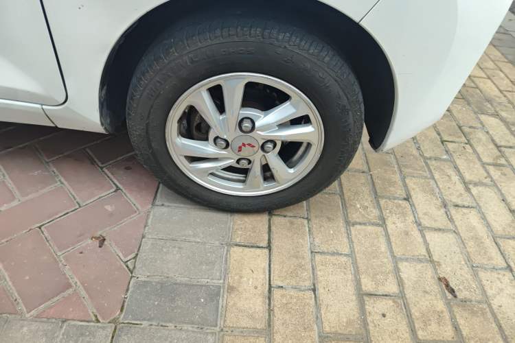 Used Wuling Hongguang MINIEV 2020 Enjoyment Model Lithium Iron Phosphate Exterior 7