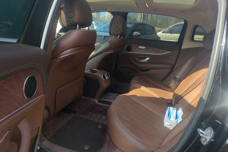 Used Mercedes-Benz E-Class 2020 E 260 L
