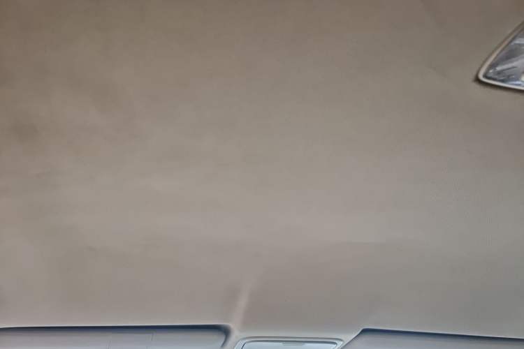 Used Honda CR-V 2010 2.0L automatic two-wheel drive urban version Headliner