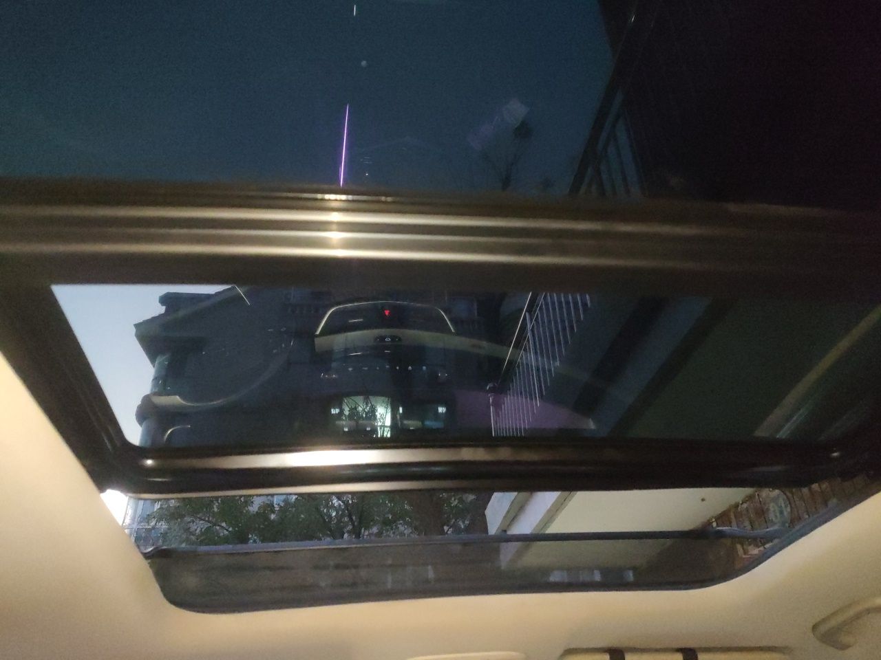 Geely Auto Jiajie New Energy 2022 1.5TD PHEV Platinum Luxury Edition — снимка 18