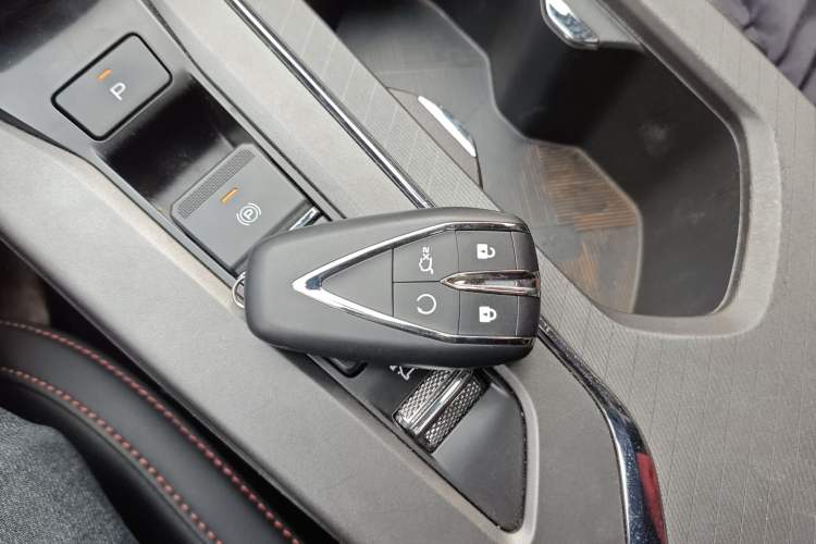 Used CHANGAN X5 PLUS 2024 1.5T DCT Excellence Edition Vehicle Key