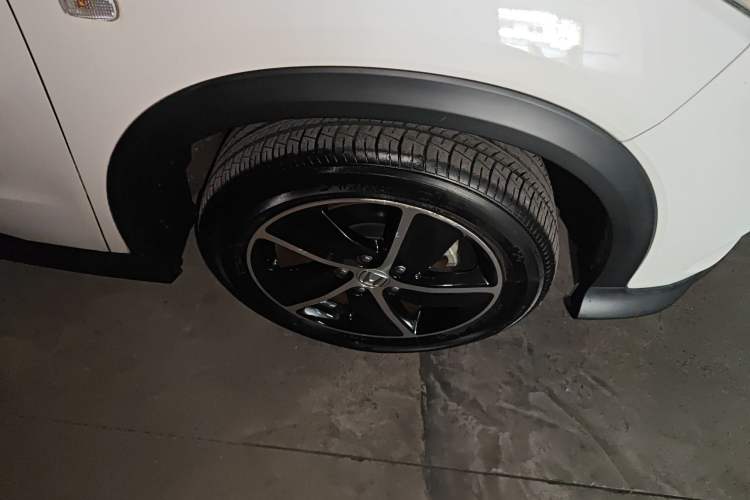 Used Honda Vezel 2020 1.5L CVT Pioneer Edition
