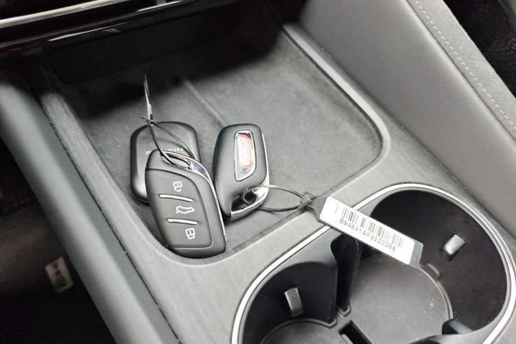 Used Roewe D7 2023 DMH 125km Flagship Edition