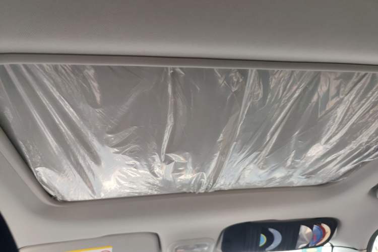 Used MG 3 2013 1.5L AMT Elite Edition Headliner