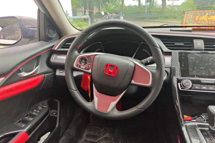 Used Honda Civic 2016 220TURBO CVT Luxury Edition