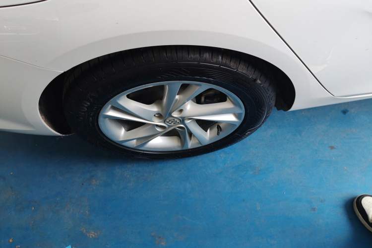 Used Buick Regal 2020 552T Elite Edition Exterior 5