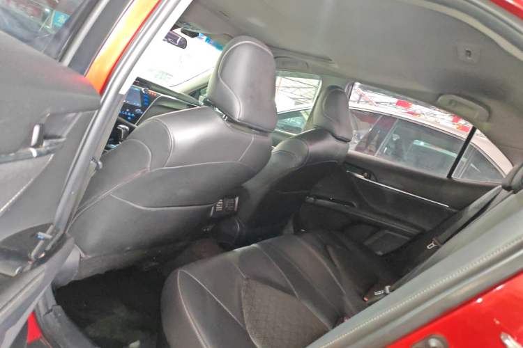 Used Toyota Camry 2019 Dual-Engine 2.5HS FENGSHANG Edition China VI Standard