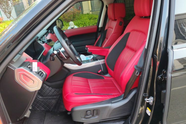 Used Land Rover Range Sport 2022 3.0 L6 YAO Black Edition
