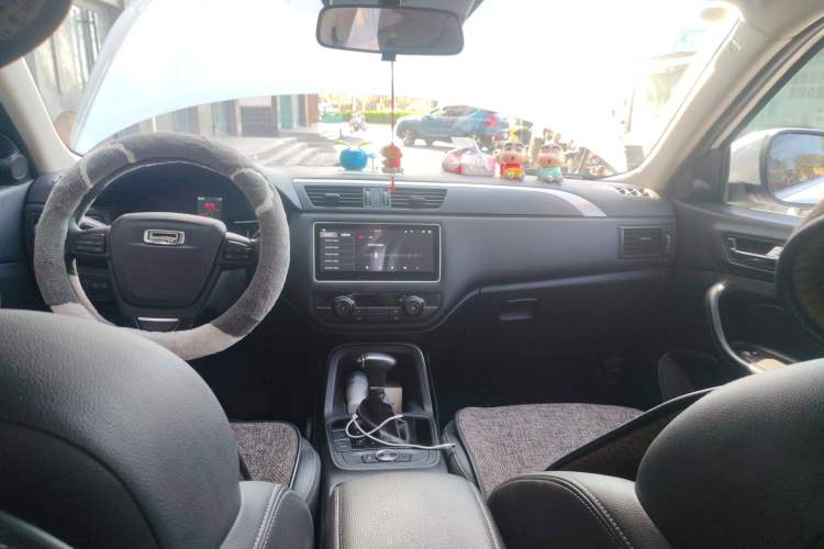 Used Qoros 5 2018 Revised Version 1.6T Automatic Leading Edition Headliner