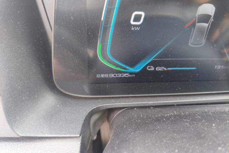 Used BYD e2 2019 Standard Range Model – Smart & Comfortable Version