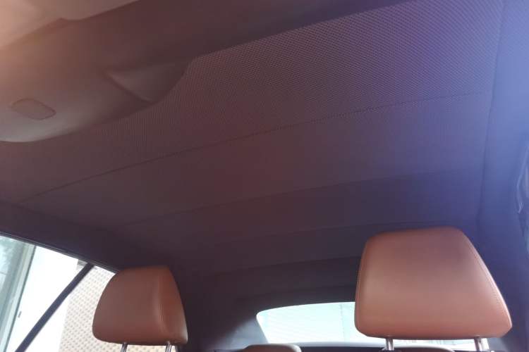 Used Volkswagen Golf 2012 1.4TSI Luxury Convertible Edition Headliner