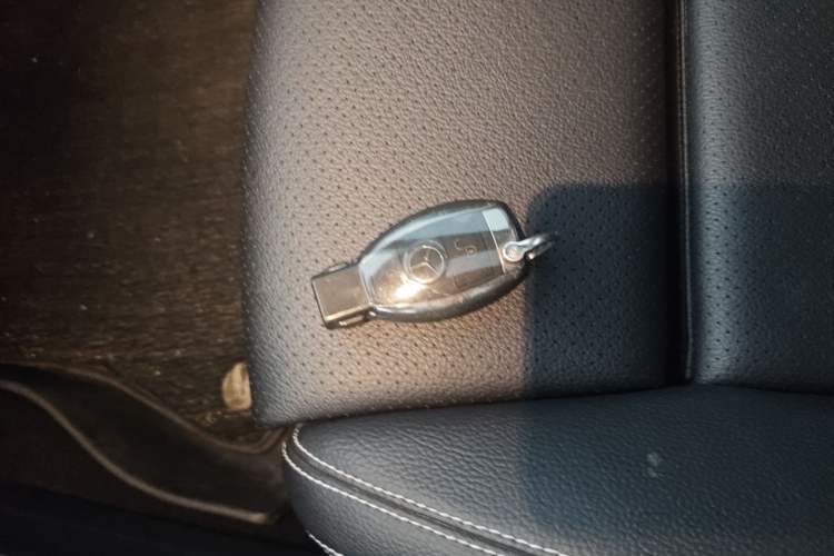 Used Mercedes-Benz GLA 2016 GLA 200 Sport Edition Vehicle Key
