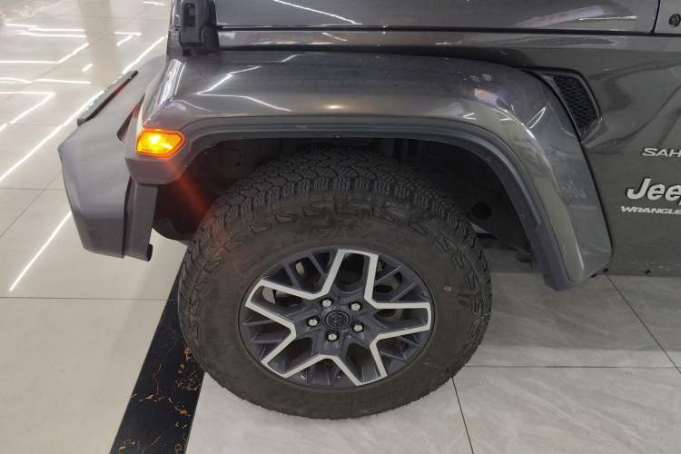 Used Jeep Wrangler 2024 2.0T Sahara Four-Door Edition
