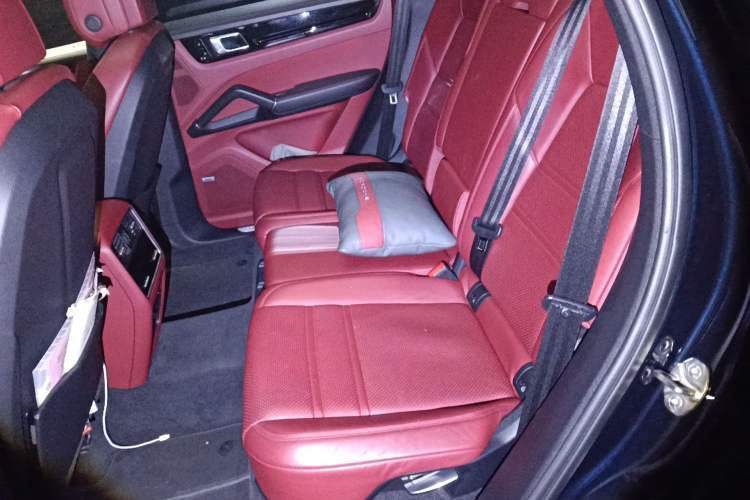 Used Porsche Cayenne E-Hybrid 2021 Cayenne E-Hybrid 2.0T
