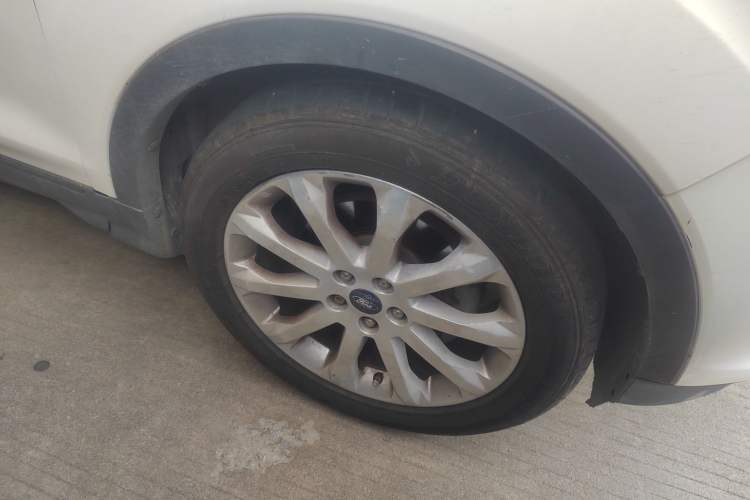 Used Ford Kuga 2015 1.5L GTDi Two-Wheel Drive Fashion Edition
