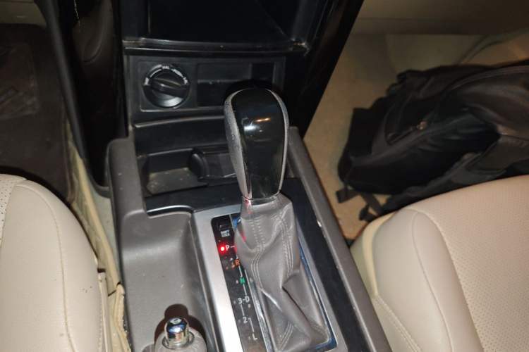 Used Toyota Prado 2014 2.7L Middle East Version Parallel Import Gear Lever