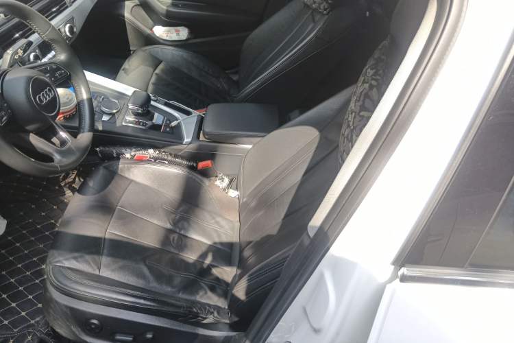 Used Audi A4L 2019 40 TFSI Fashion Edition China VI Emission Standard